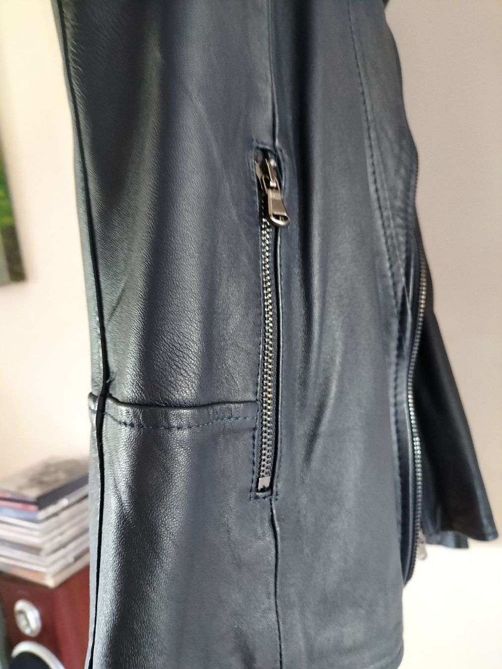 Vera Pelle Jacken: Vera Pelle Damen Lederjacke, Gr. 50. Top. – Gebraucht aus Pfäffikon ZH von e13_x2n5 4