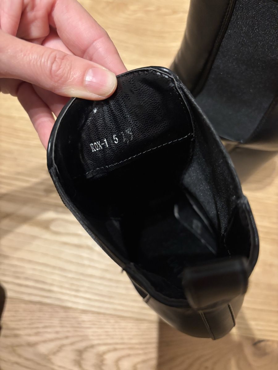 Scarpe da donna: Black Platform Boots, Size 5, High Heel, Fall Fashion – Nuovo (secondo la descrizione) da Lugano venduto da sar_hz5j 2