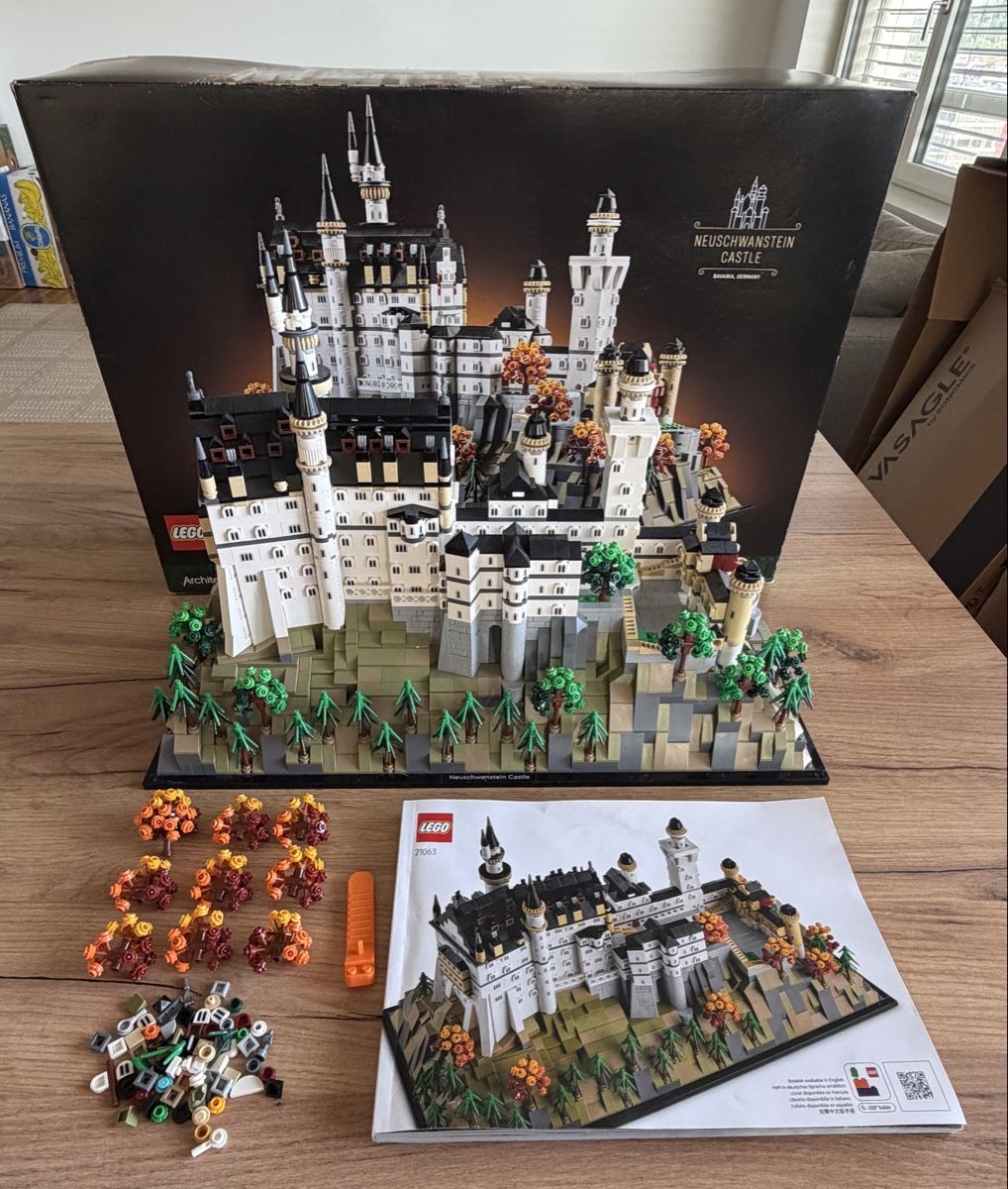 Lego Kit di costruzioni: LEGO Neuschwanstein Schloss – Nuovo (secondo la descrizione) da Schlieren venduto da NM_Nici