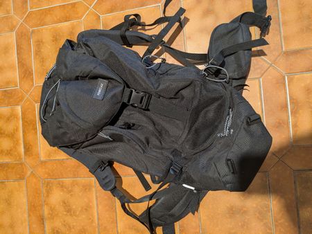 Forclaz Sac Trekking MT100 50L