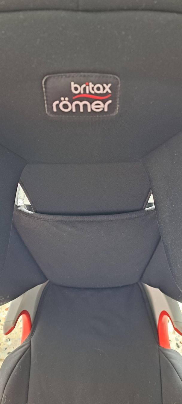 Seggiolini per auto: Römer Auto Kindersitz – Usato da Gelterkinden venduto da Jeffrey1010 1