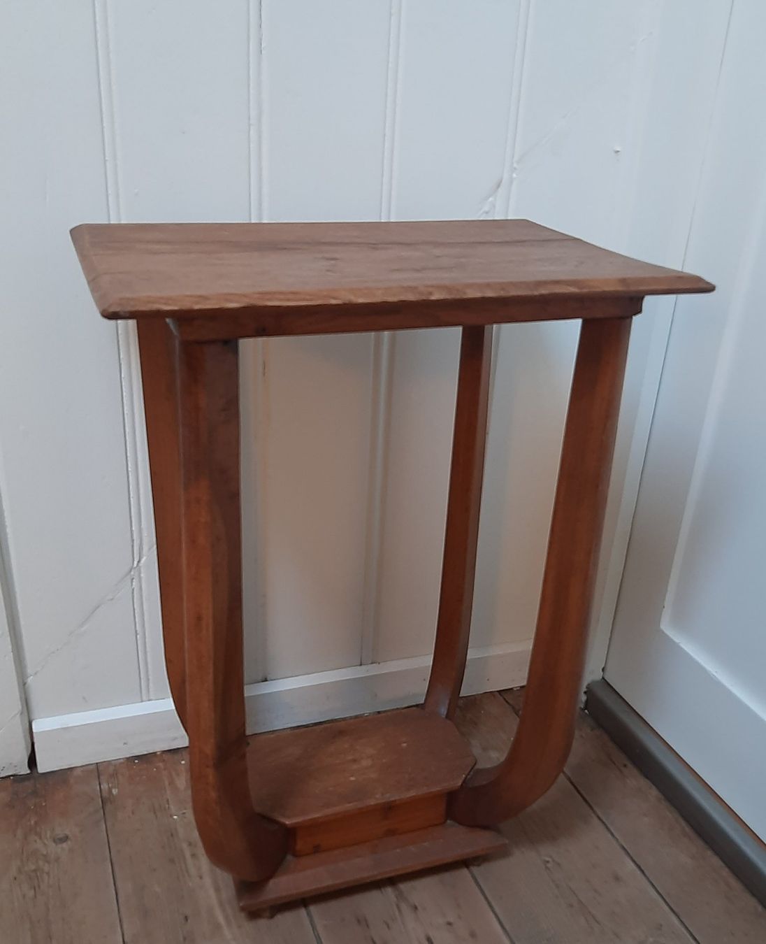 Tavoli: Art Deco Beistelltisch – Usato da Arbon venduto da torso444
