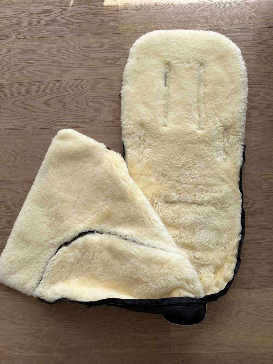 Fellhof Schlafsäcke: Lammfell Fusssack  – Neu (gemäss Beschreibung) aus Fehraltorf von california97 2