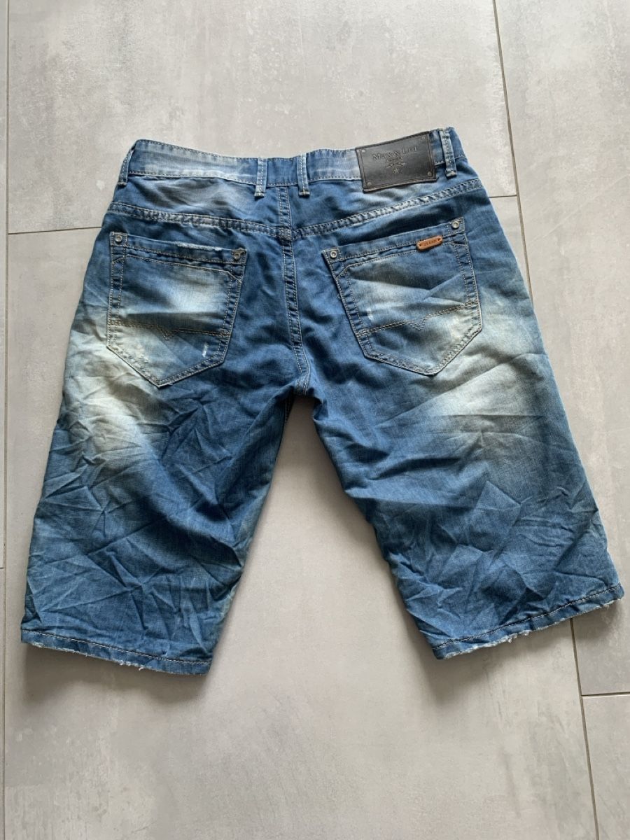 Jeans: Jeans Gr.46 – Usato da Zuzwil SG venduto da alfaromeo159ti 1