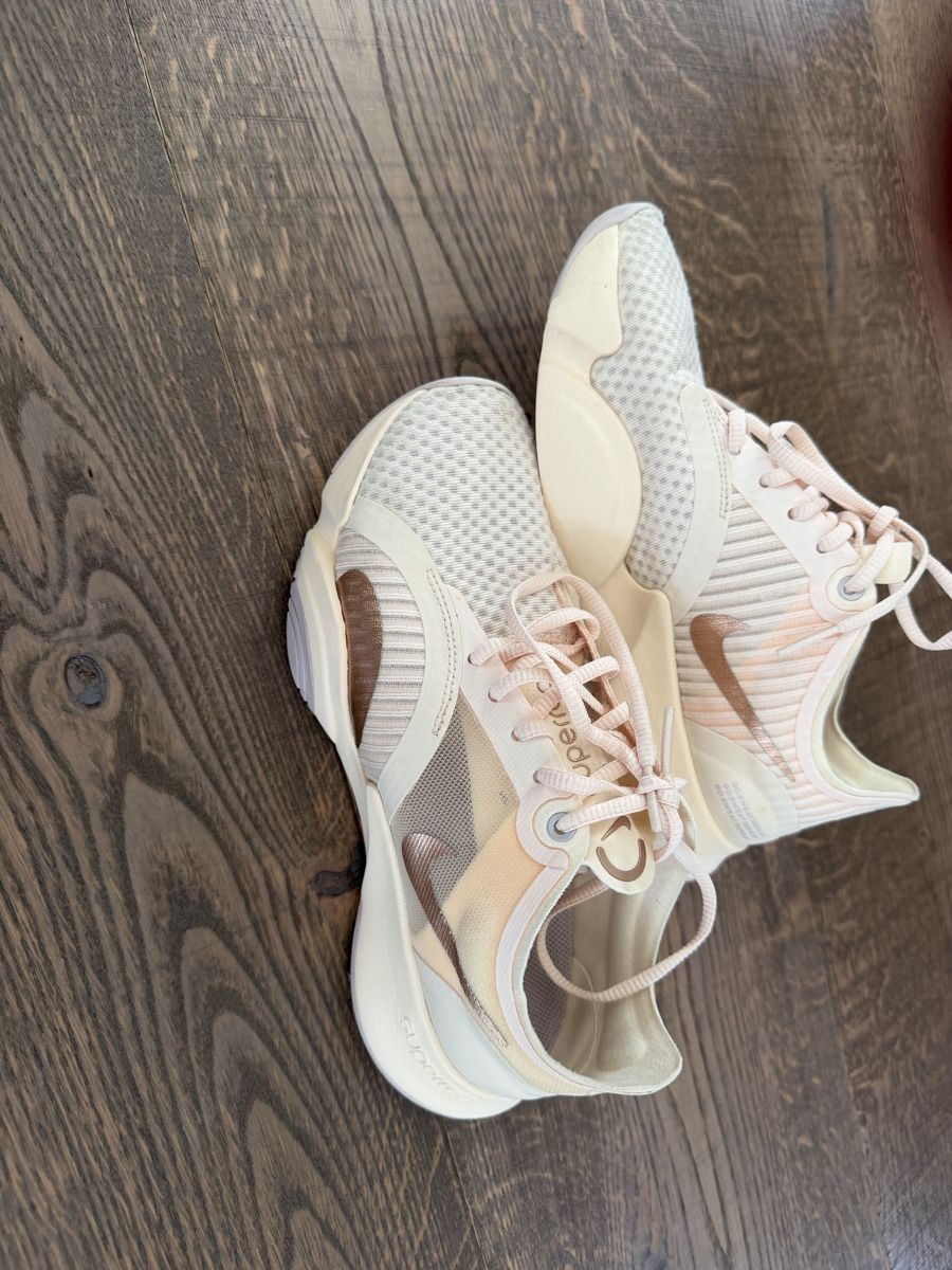 Nike Scarpe da donna: Nike SuperRep Go Guava Ice W – Usato da Herrliberg venduto da Tubalp 1