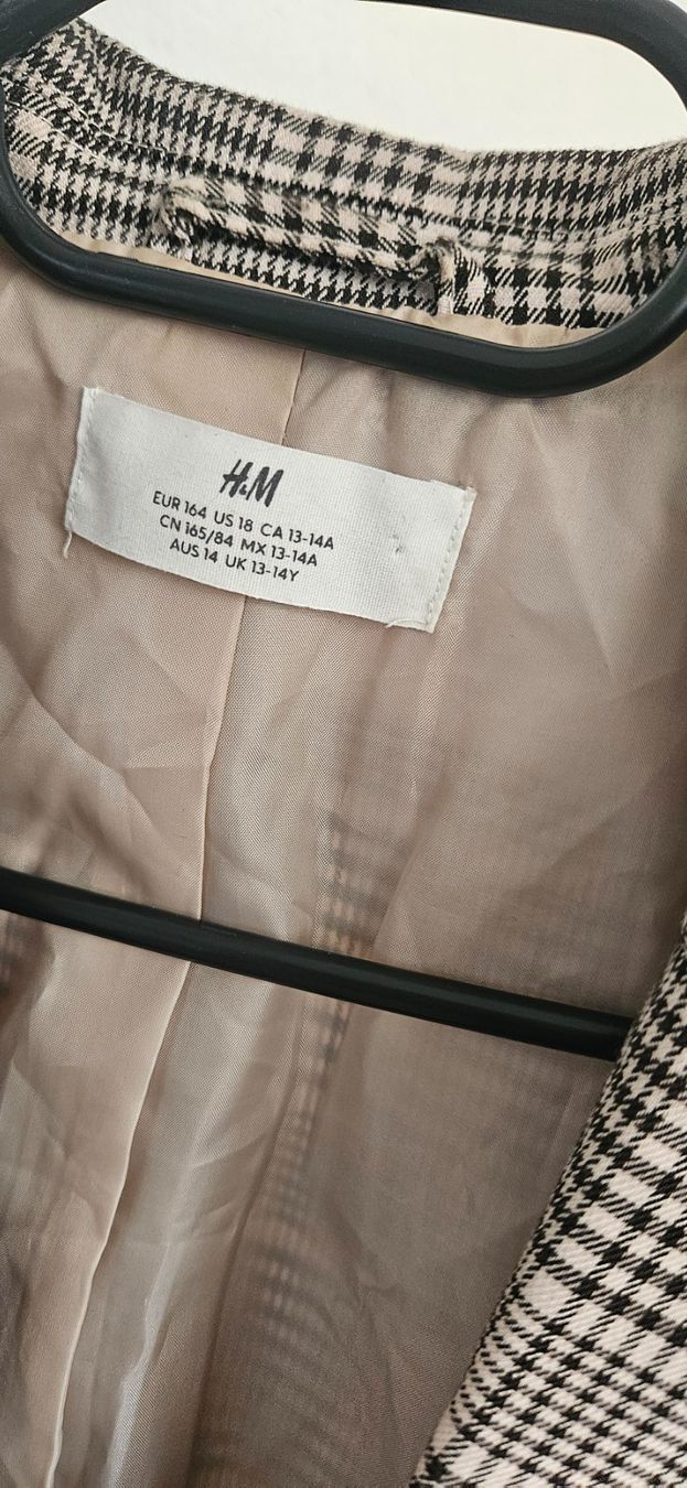 H&M Giacche & Cappotti: Blazer carreaux beige marron – Usato da Vétroz venduto da MargauxLDG 2