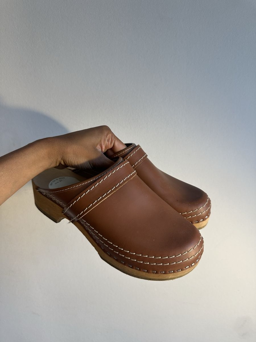 Scarpe da uomo: SABOTS EN BOIS MARRON SIMSON – Usato da Yverdon-les-Bains venduto da Laureetlargent 1