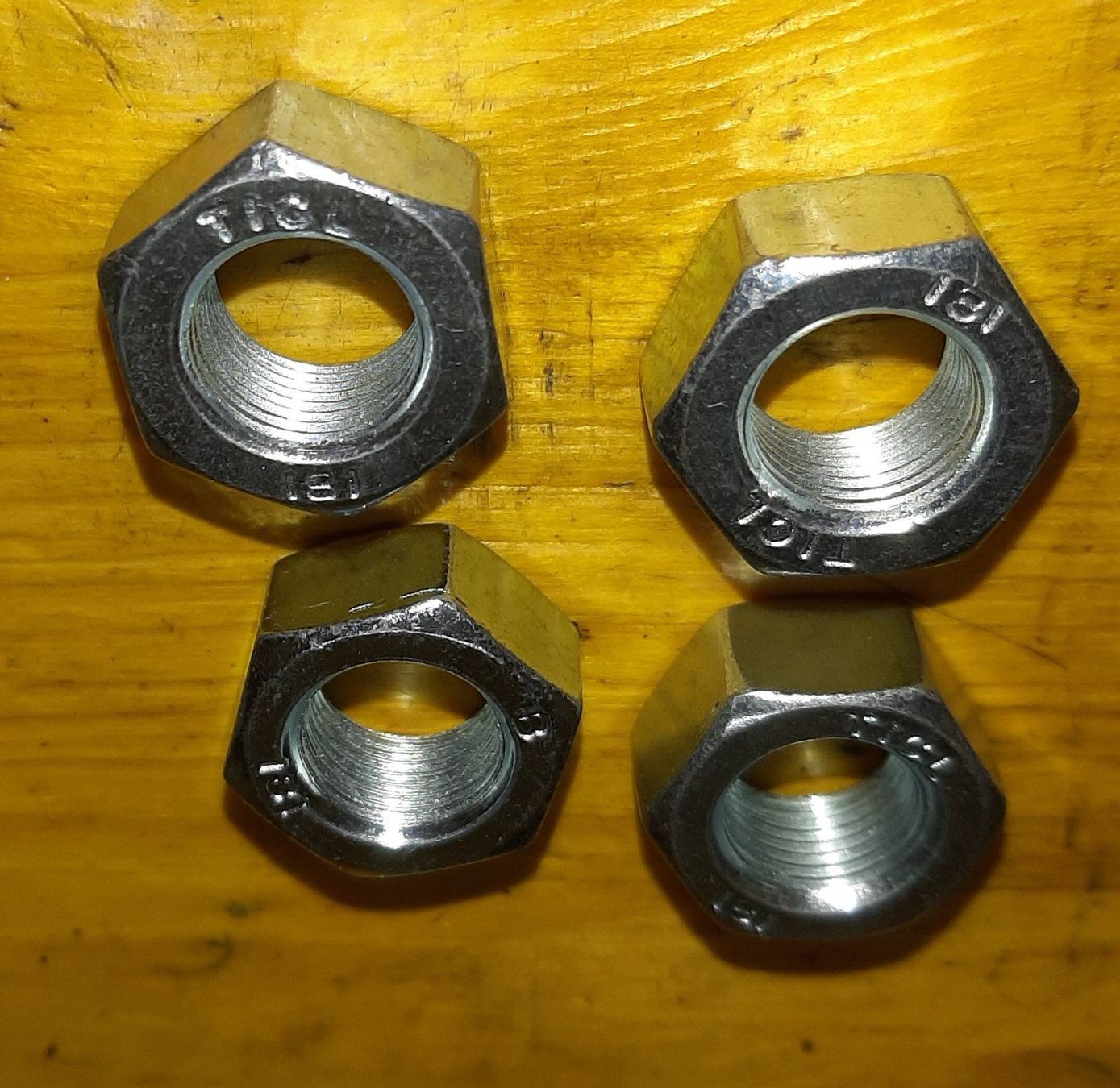 Metall- & Schlosserei Sonstiges: 4 Stk. Achsmuttern M12 x 1.25 – Neu (gemäss Beschreibung) aus Rüfenacht BE von Brunni81 1