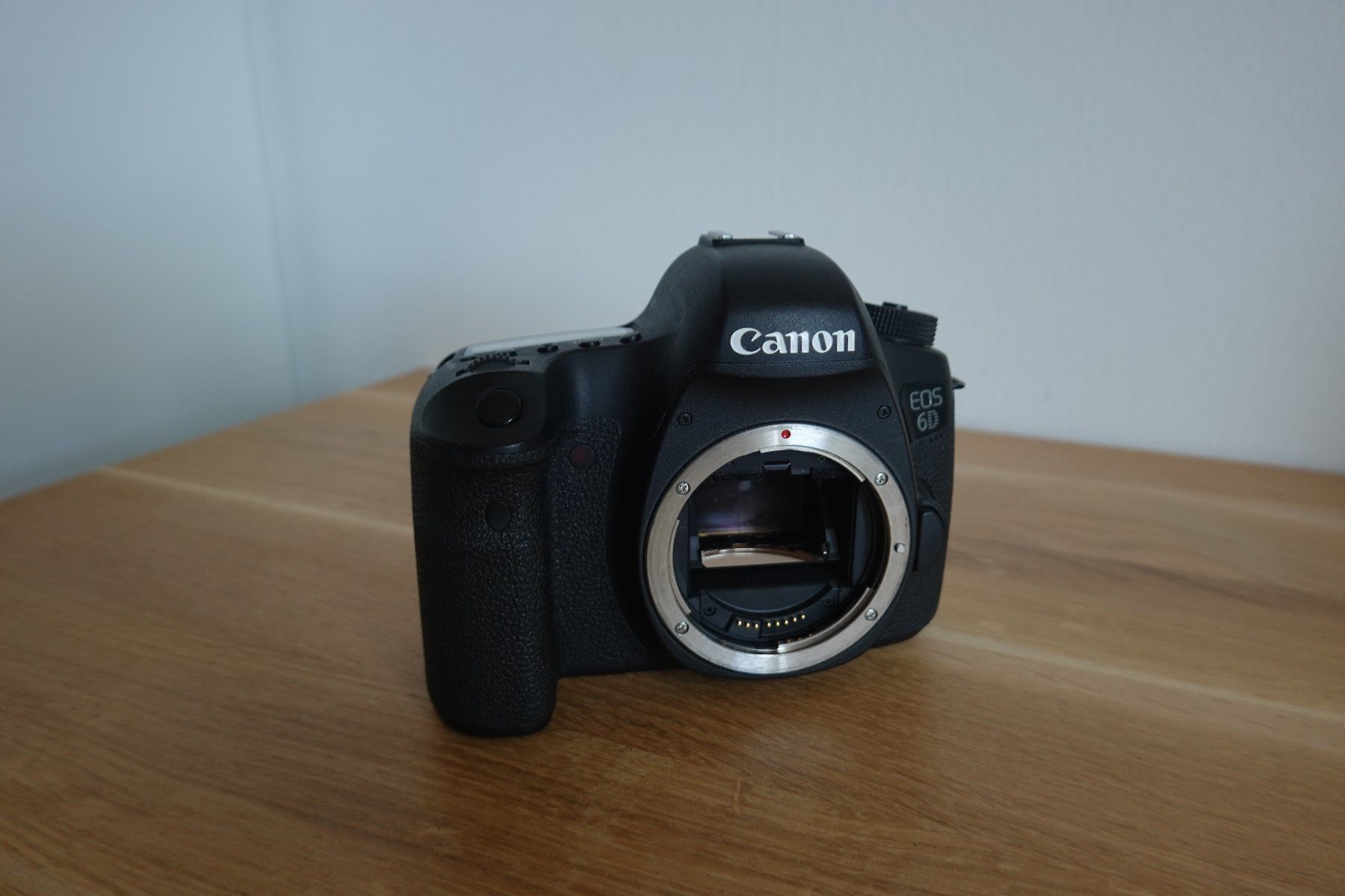 Canon Kamera: Canon EOS 6D Mark i – Defekt aus Fribourg von mar_9vlt 2