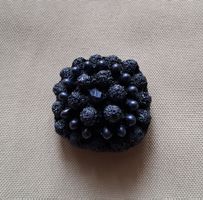 1 Zierknopf blau, 30 mm.