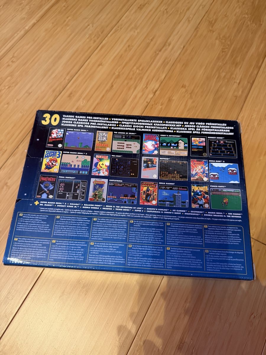 Nintendo Console: NES Classic Mini - fast wie neu – Nuovo (secondo la descrizione) da Münchenbuchsee venduto da Firebold 2