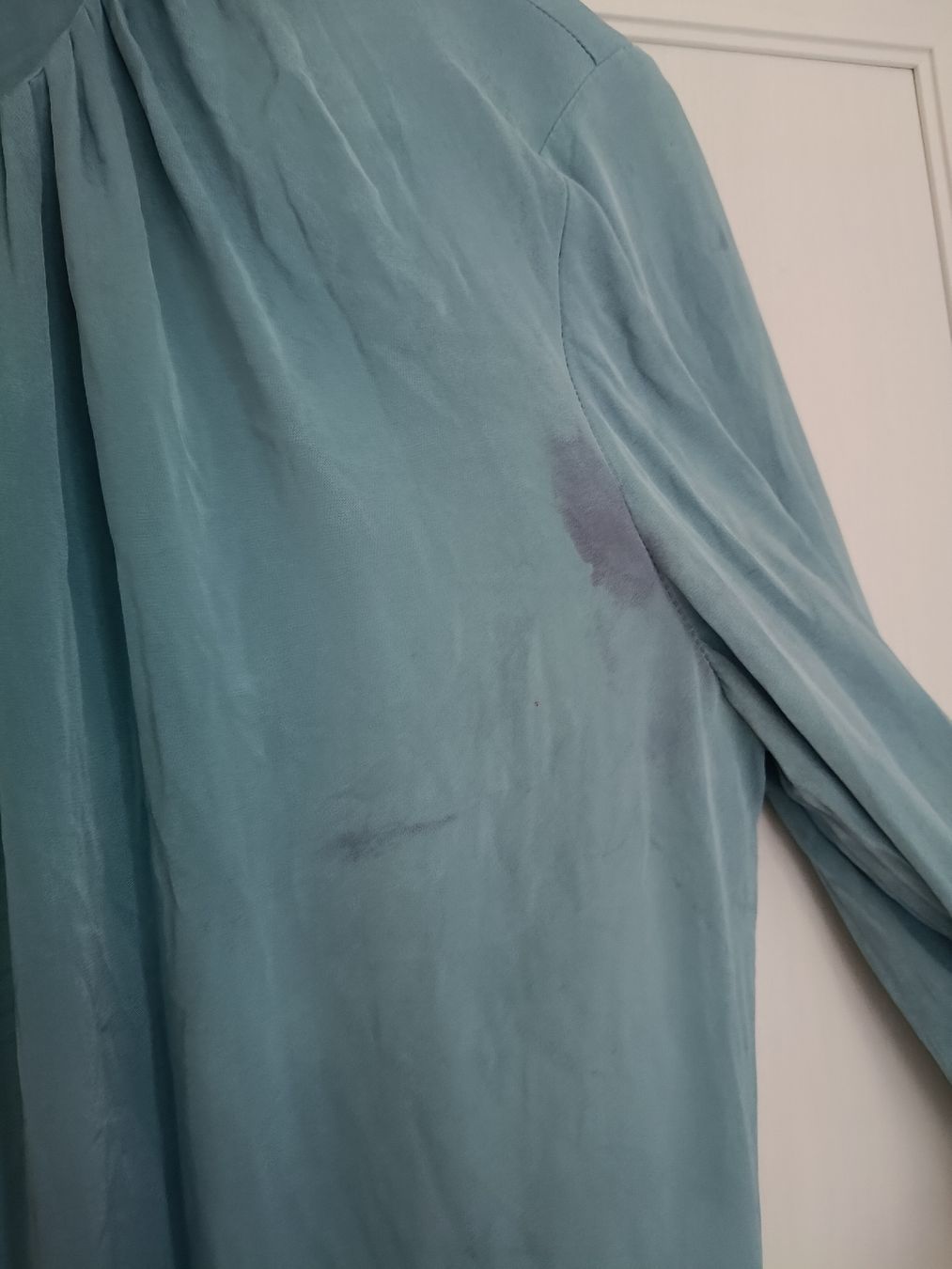 Hugo Boss Camicette: Seidenbluse Hugo Boss – Difettoso da Adliswil venduto da Vimovi 3
