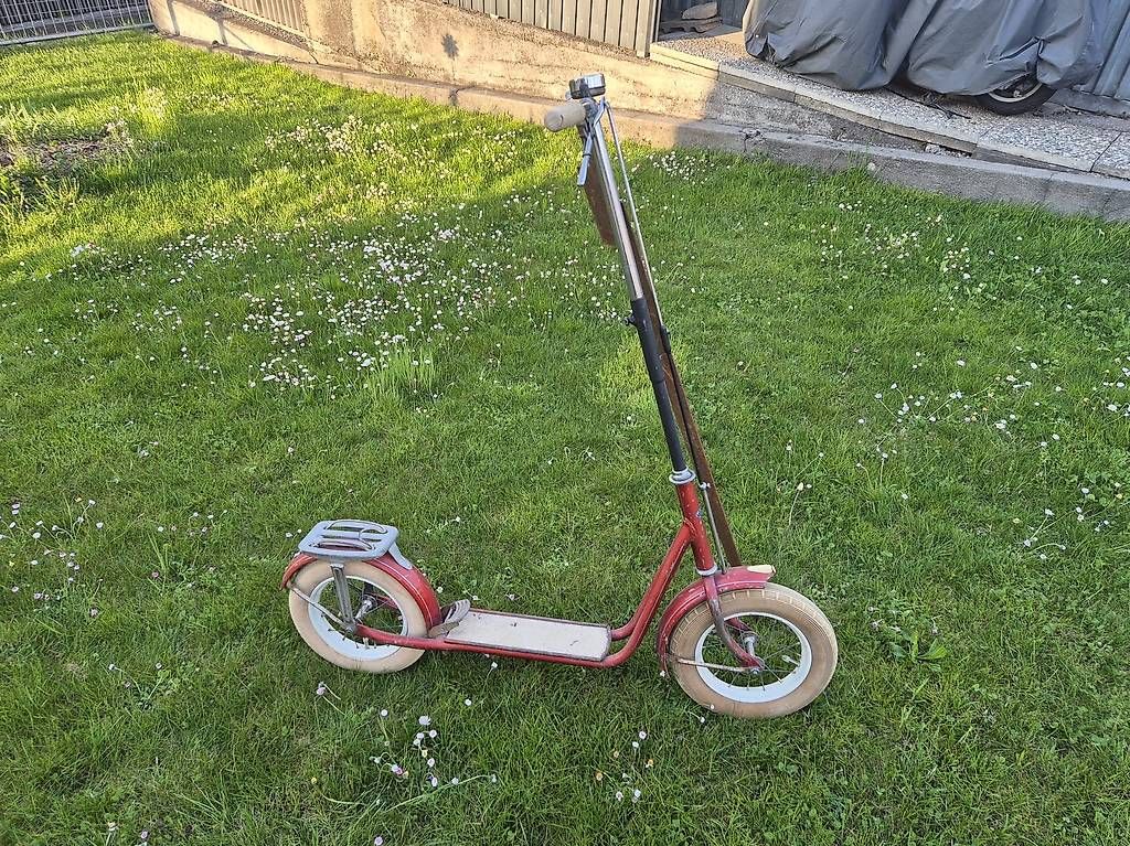 Kickboard: Trottinet Vintage  – Usato da Unterterzen venduto da bar_vvm6