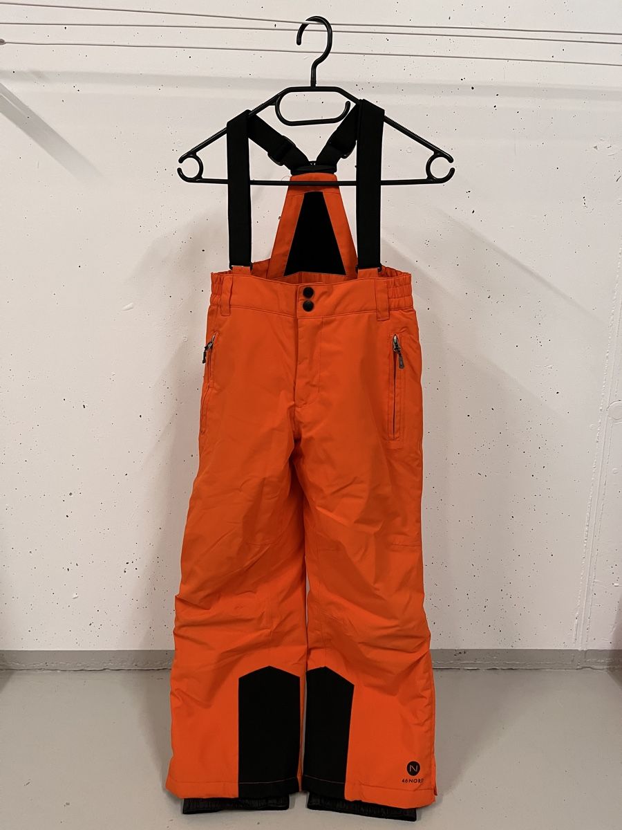 46 Nord Lotti & Set di vestiti: Skikleidung Junge Gr. 140 – Usato da Entlebuch venduto da Flexplenty 4