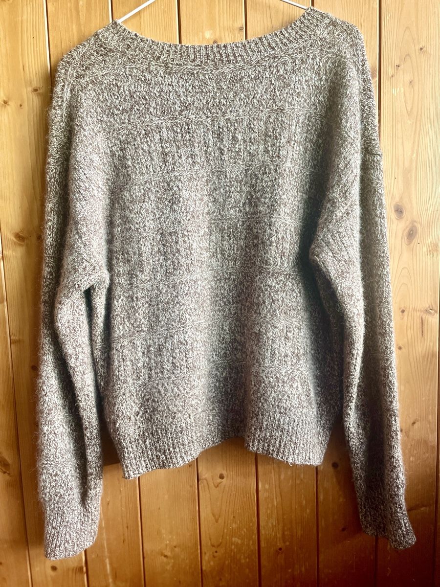 Pulls & Sweat-shirts: Pullover aus 100 % Kaschmir – D'occasion à Neuchâtel par che_ql9t
