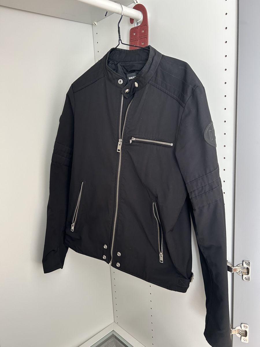 Diesel Giacche: Schwarze DIESEL Bomberjacke Grösse L – Usato da Bülach venduto da INO_ 2