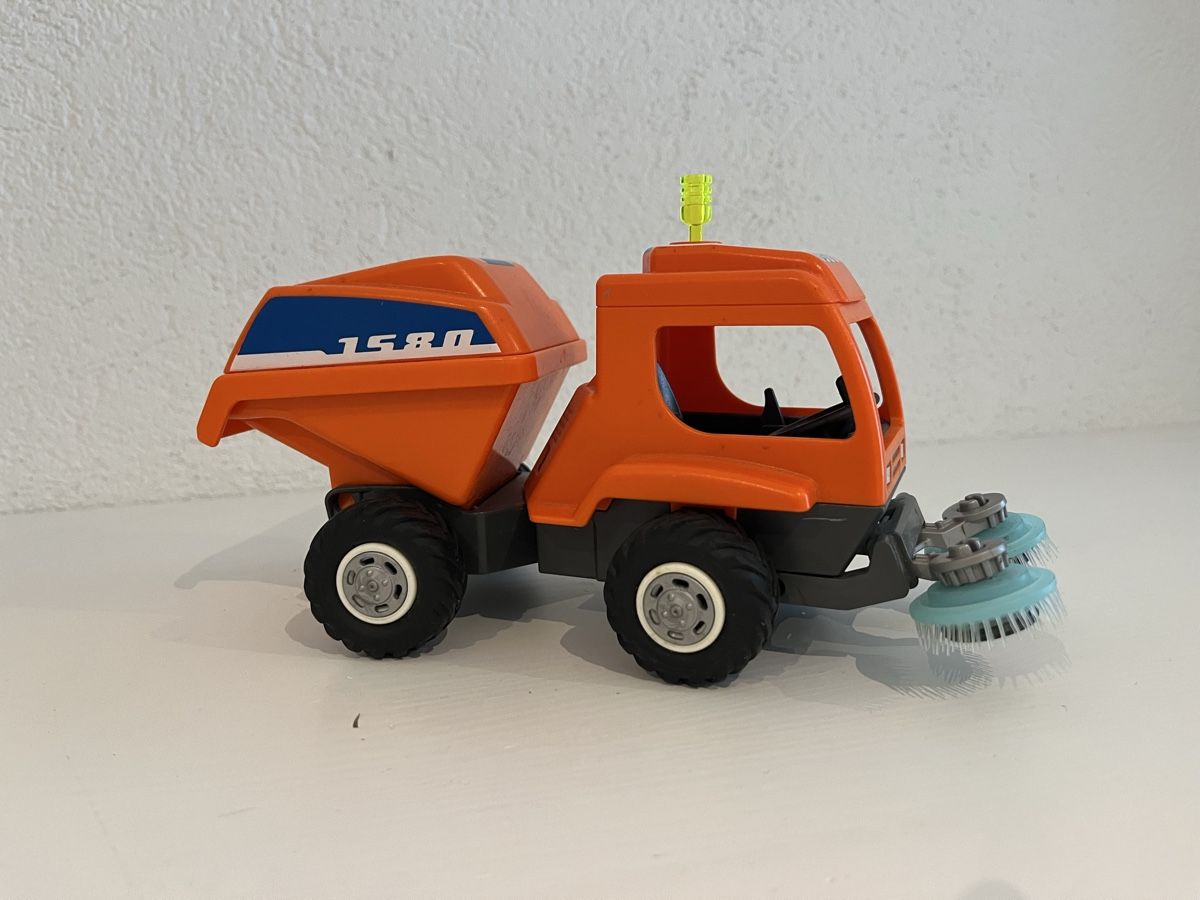 Playmobil Giocattoli: Playmobil Kehr-/ Putzmaschiene – Usato da Berikon venduto da Jeannine3450