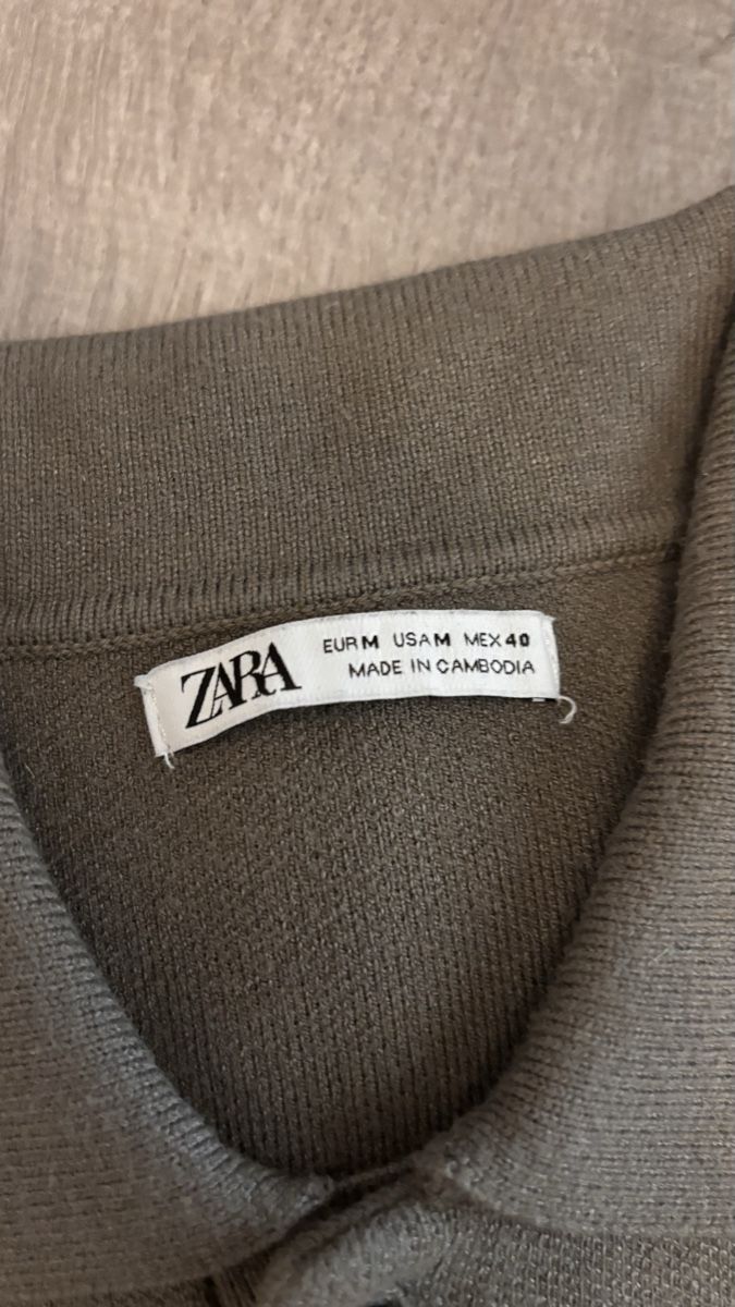 Zara Maglioni & Felpe: Pull Zara homme kaki taille M bon état – Nuovo (secondo la descrizione) da Alle venduto da Valentin.Goffinet 1