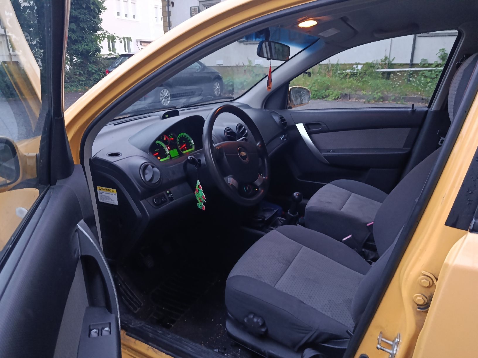 Chevrolet Autos: Chevrolet Aveo – D'occasion à Biberist par sa0_n6vc 8