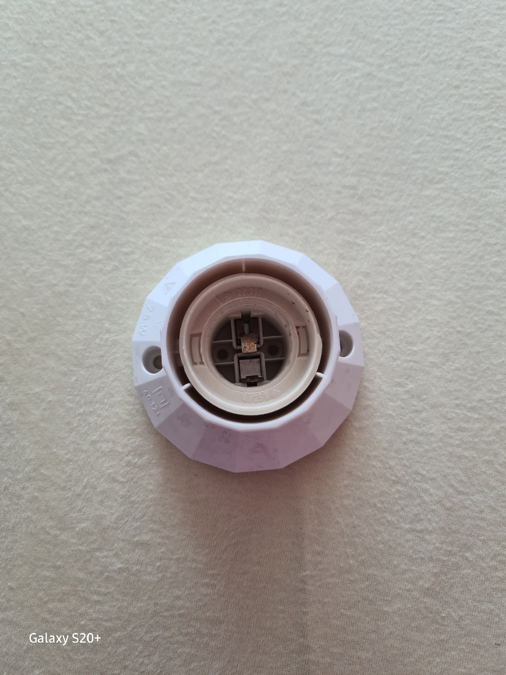 Lampadari & plafoniere: Weisse Deckenlampe Fassung weiss E27 – Usato da Zürich venduto da Alibaba1234