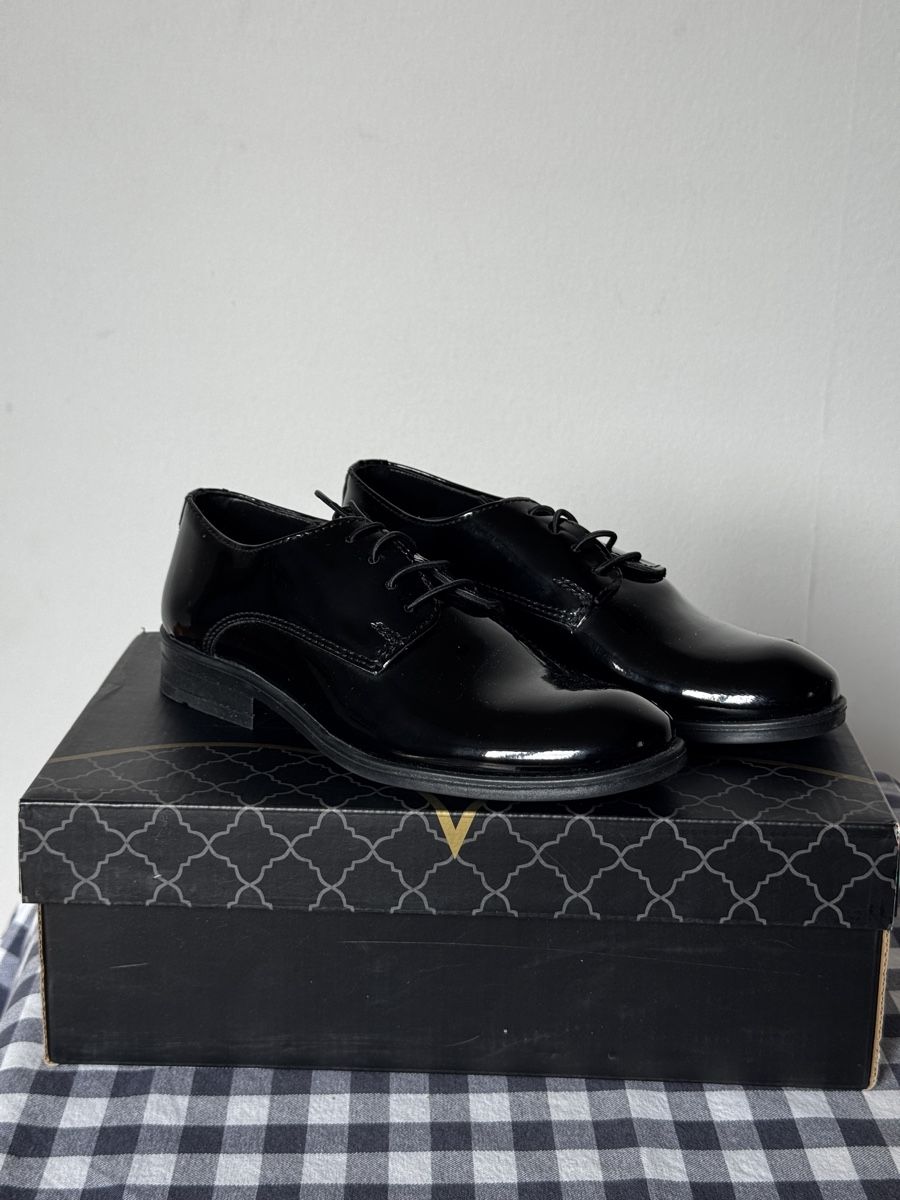 Chaussures garçon: Kinder Lackschuhe Grösse 31 – Neuf (Voir description) à Basel par spassbremse