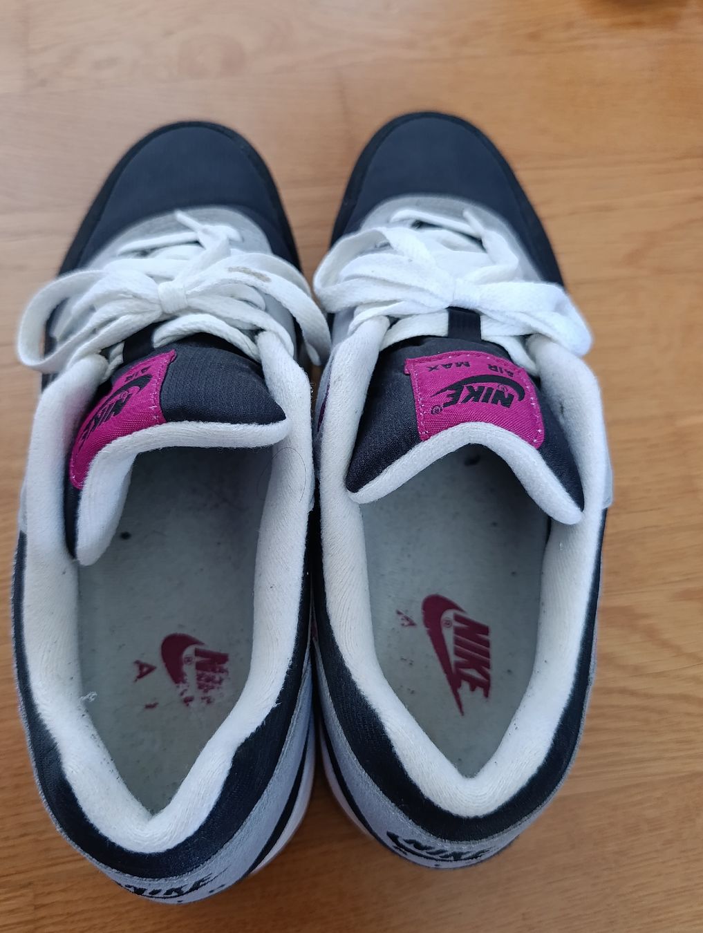 Nike Chaussures hommes: Nike Air Max 1 Gr.43 – D'occasion à Baar par L.isa28 6
