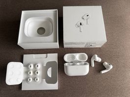 Air Pods 2 Pro Top