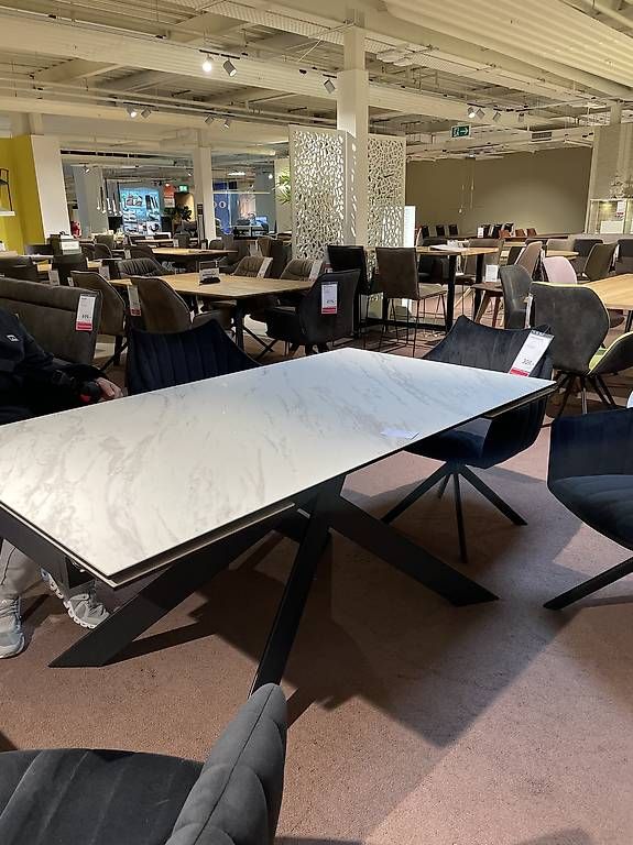 Tables: Esstisch – D'occasion à Wiesendangen par jes_rc7k