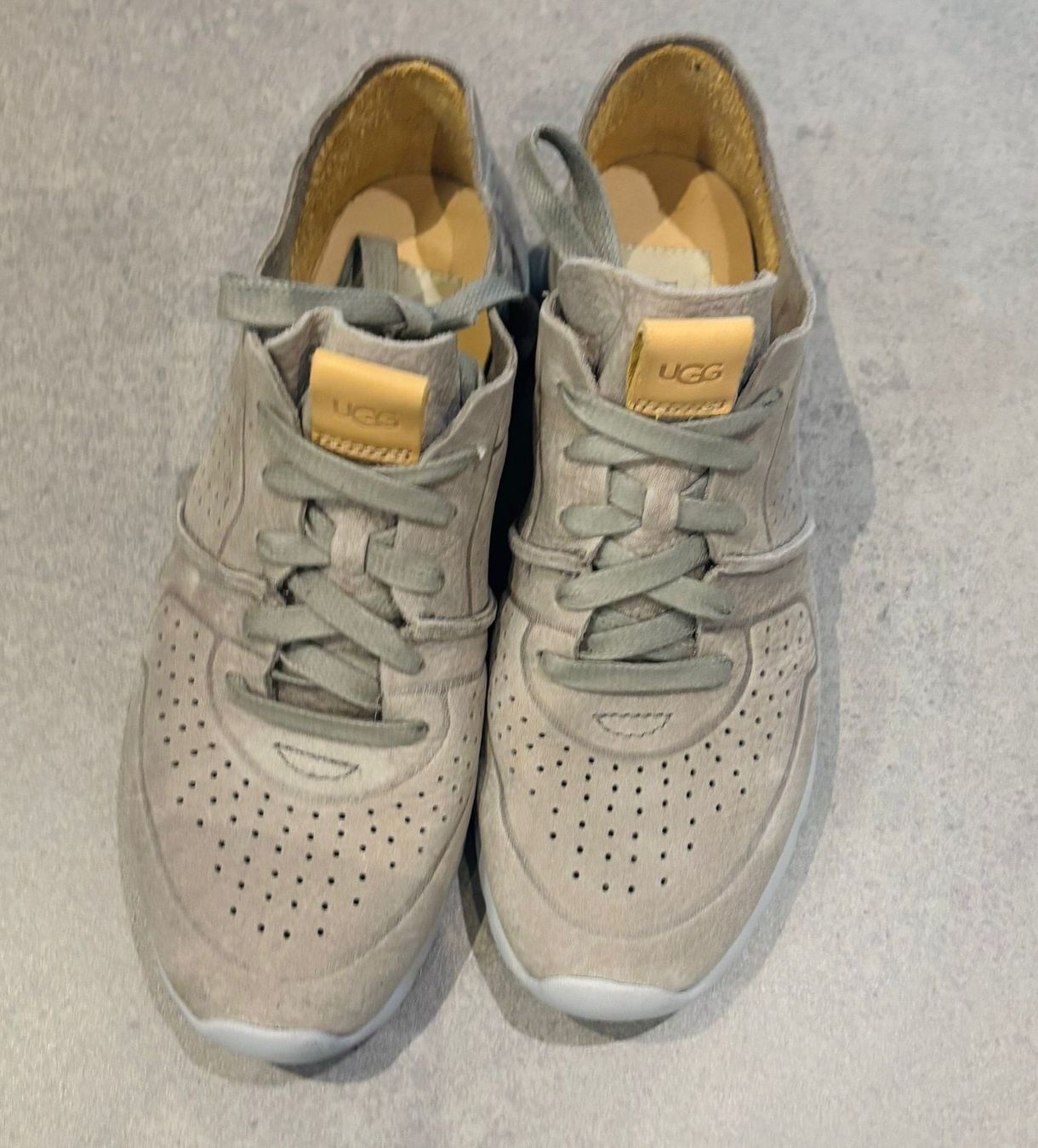 Scarpe da donna: Sneakers UGG – Nuovo (secondo la descrizione) da Barberêche venduto da Carrela