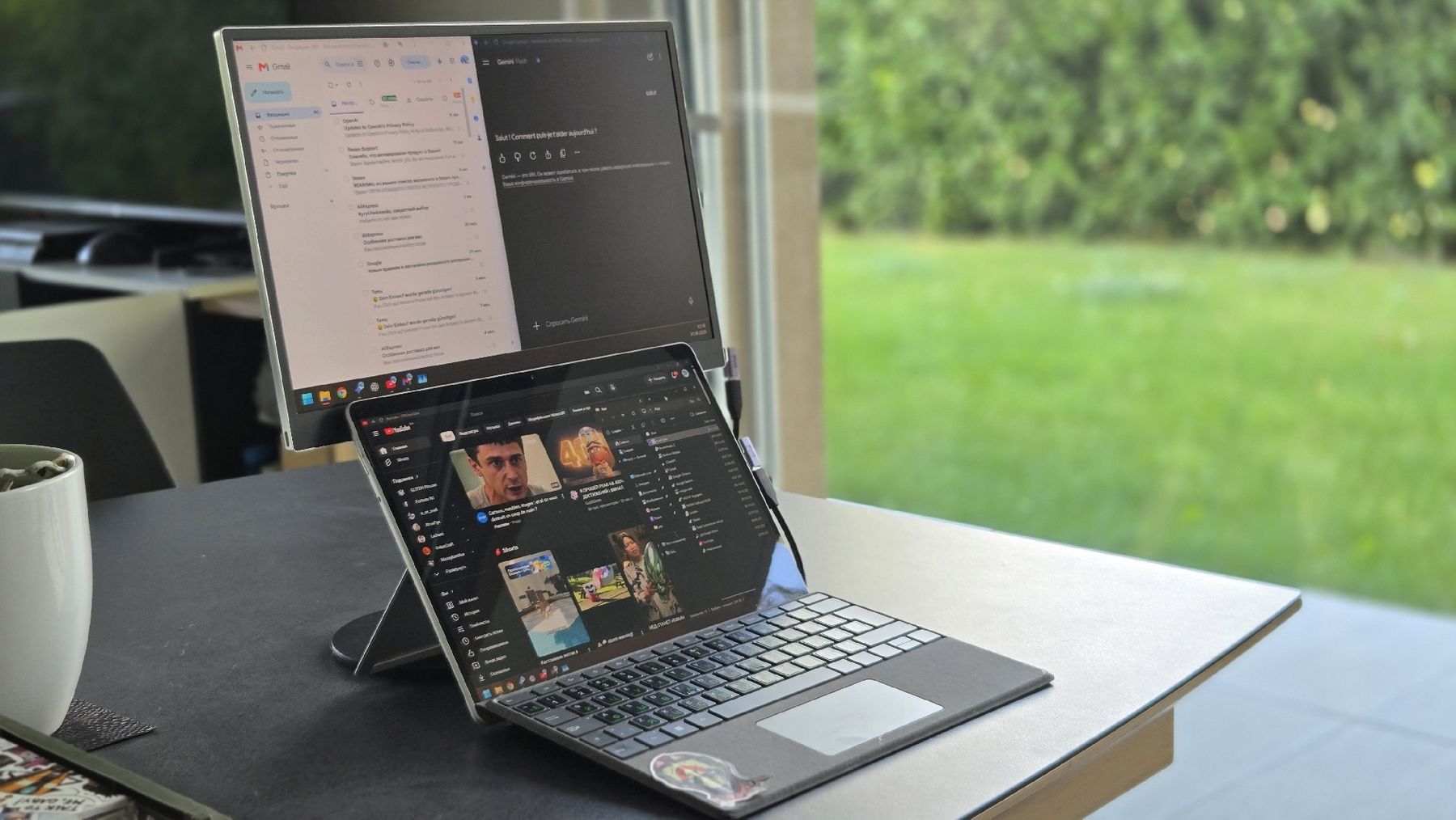 Microsoft Tablettes PC: Microsoft Surface Pro 8 inkl. 16" Monitor & Zubehör – D'occasion à Aproz (Nendaz) par Svet_f