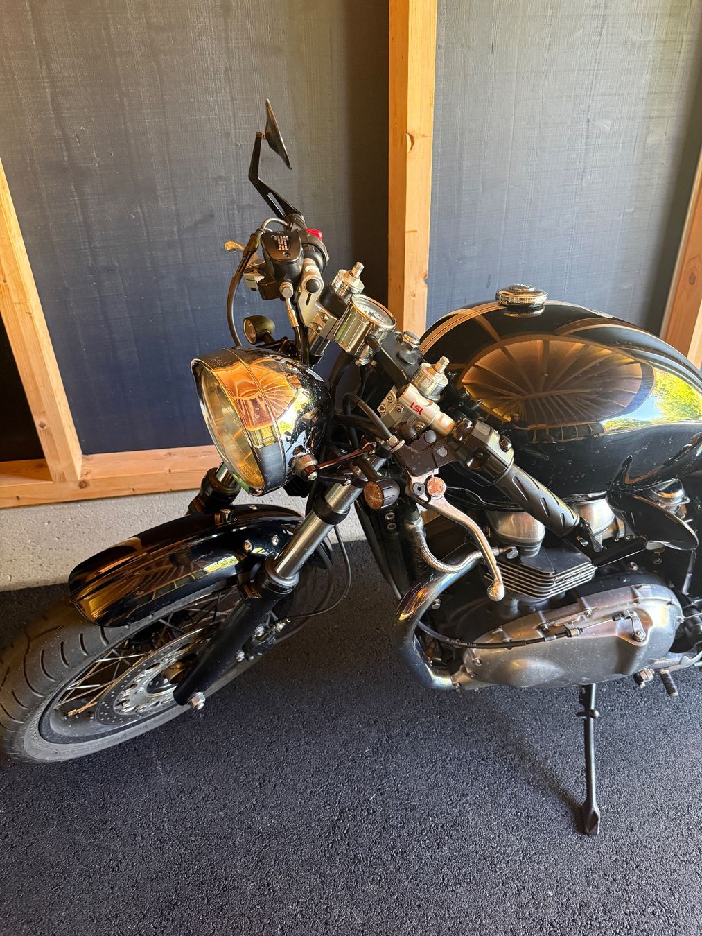 Triumph Auspuffanlagen: Triumph Thruxton 900 – Gebraucht aus Forch von fabianfasnacht 1