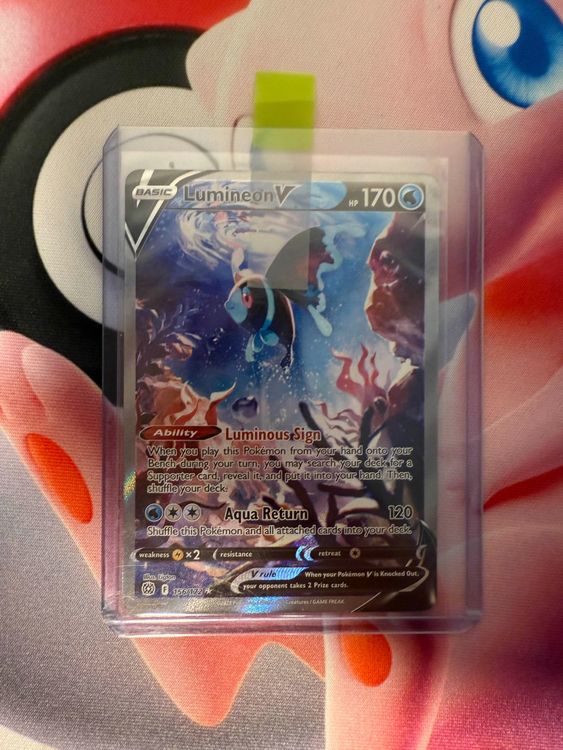 Carta Pokemon Lumineon V 040/172 - Estrellas Brillantes, Ultra Rara, Holo Foil | Coleccionable TCG