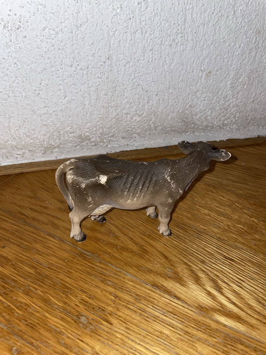 Schleich Figuren: Schleich Kuh 2001 – Gebraucht aus Adetswil von Mschnuffi 1