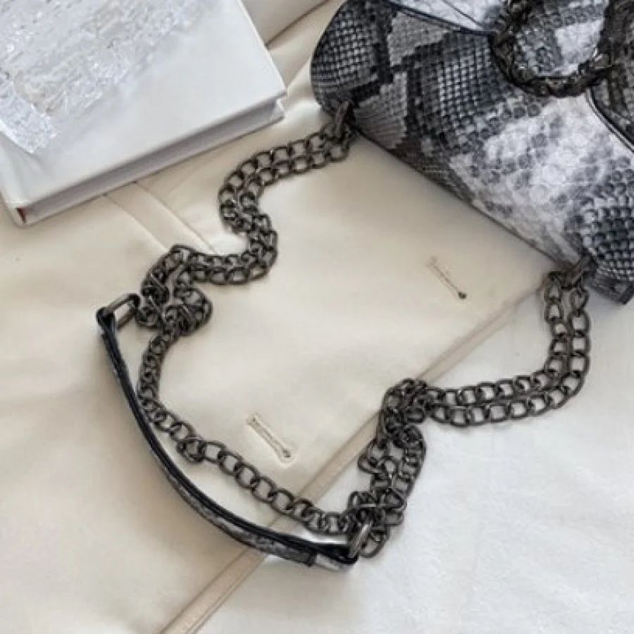 Taschen für Damen: Tasche mit Schlangen Optik AB 5.-🐍 – Neu (gemäss Beschreibung) aus Uster von Jessicajjk 2