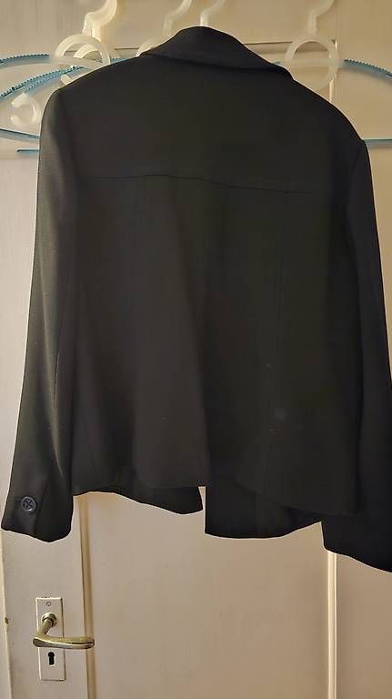 Vestes: Blazer schwarz neu – D'occasion à Bern par RegBer 1
