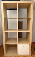 Kallax Gestell "Birke" mit Schublade und 2 grünen Boxen