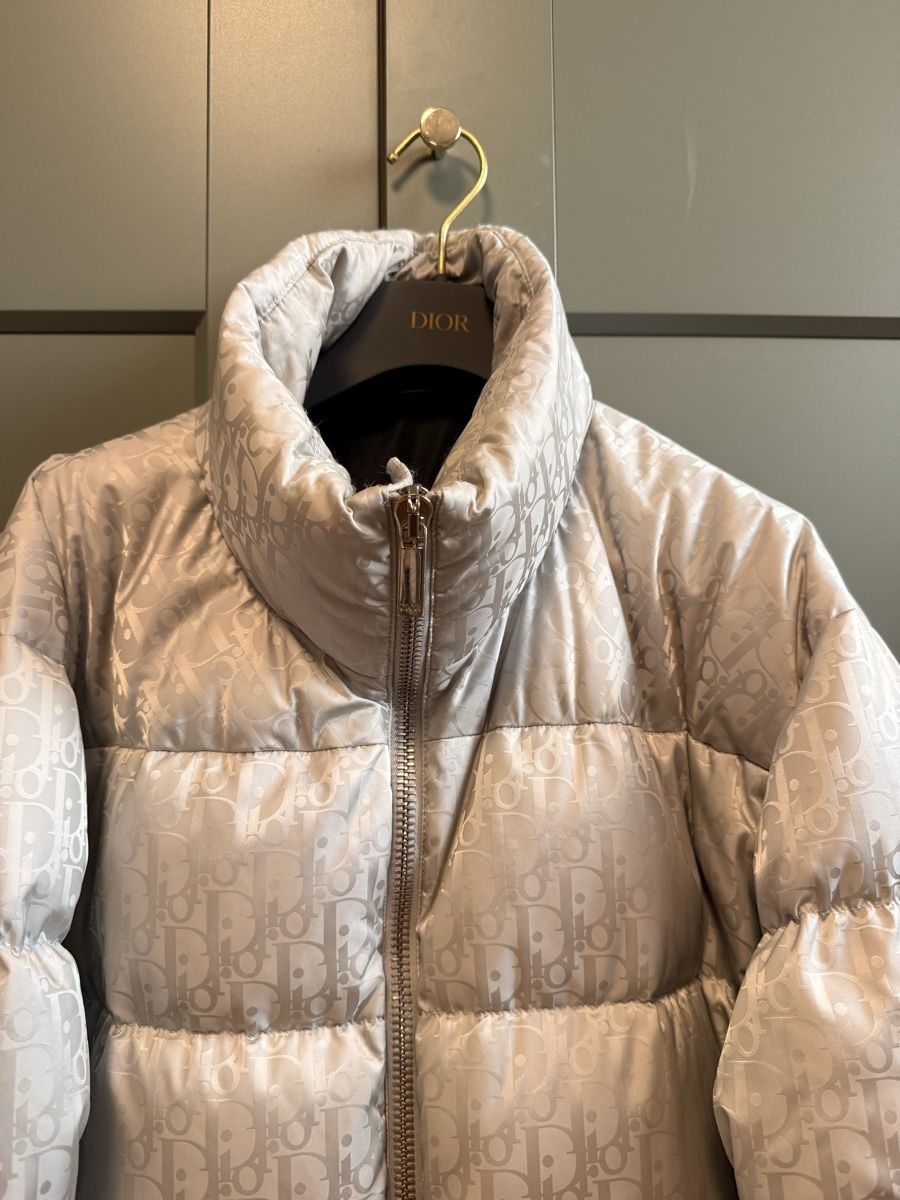 Dior Giacche: Original Dior Oblique Down Jacket! Silber/Perlgrau Gr.54 – Usato da Stäfa venduto da Laafit 5