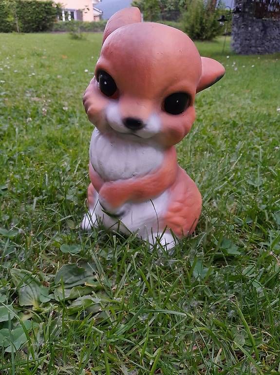 Statuette: Lapin gros yeux ht. 26 cm – Nuovo (secondo la descrizione) da courtételle venduto da capsule05