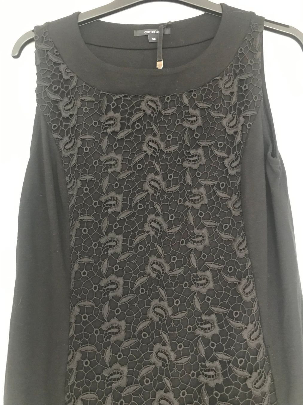 Comma Vestiti: Schickes, schwarzes Kleid von Comma, Grösse 38 – Usato da Freienstein venduto da Jessy024 3