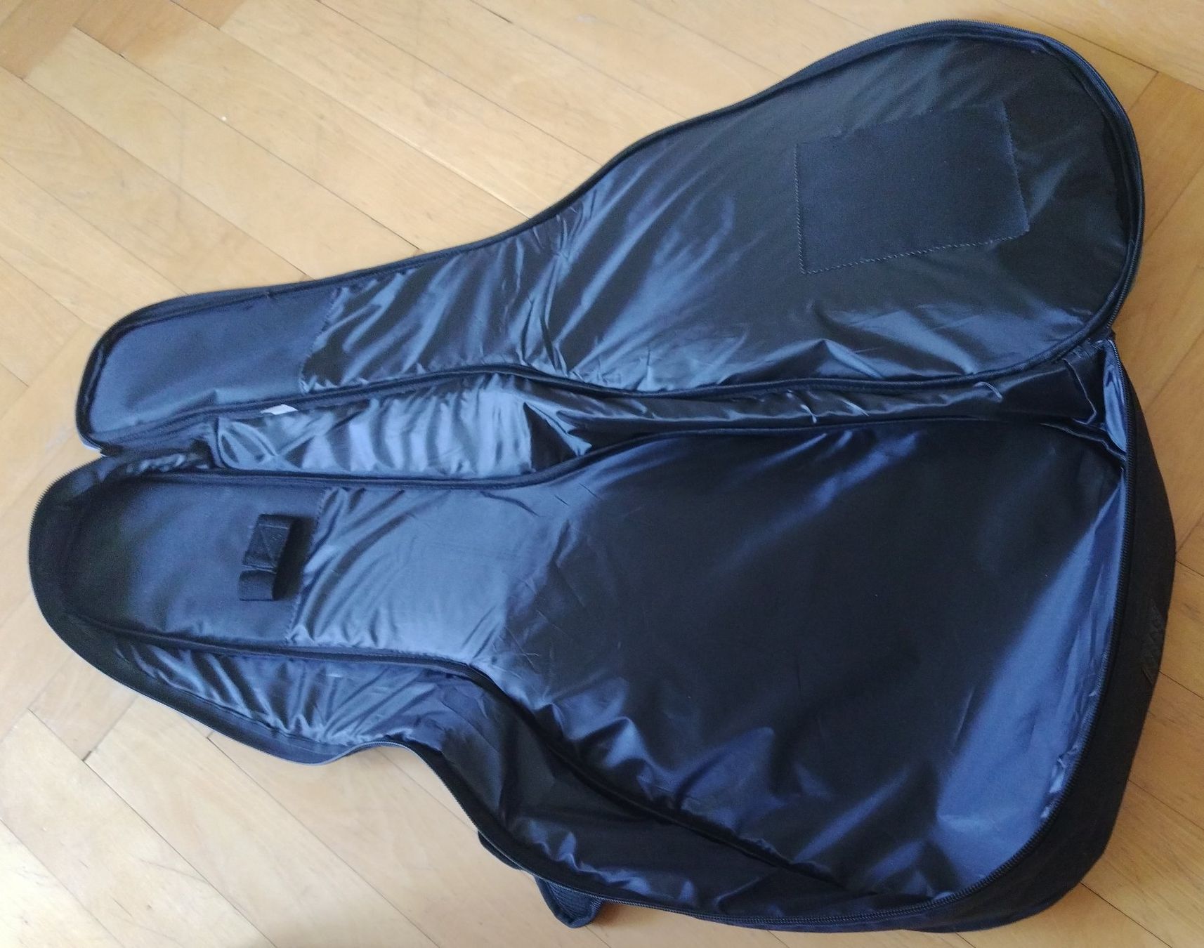 Strumenti musicali: Housse guitare folk neuve – Nuovo (secondo la descrizione) da Vevey venduto da Djporradao 3