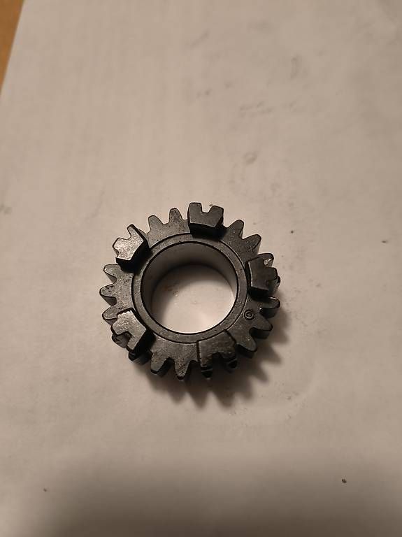 Tutti i ricambio per moto: Condor A 350, Ducati 250/ 350/ 450 – Usato da Plasselb venduto da tinto71 1