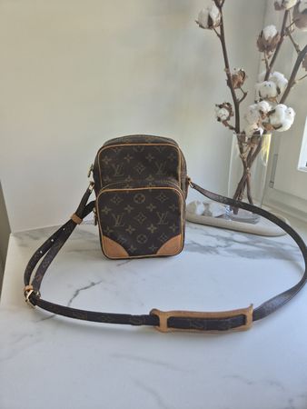 Louis Vuitton Amazone (Gr. 18)