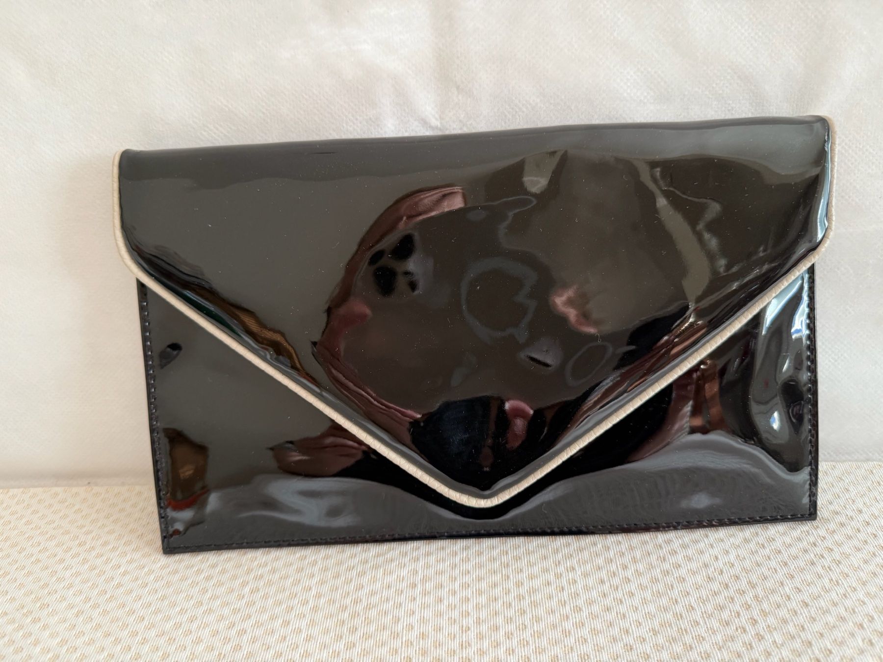 Estée Lauder Custodie per cosmetici: Estée Lauder - Trousse de maquillage – Usato da Sion venduto da accroshoes