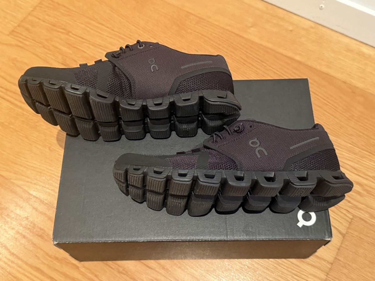 On Chaussures femmes: On Schuhe Cloud schwarz Grösse 37 – Neuf avec emballage d'origine à Muri AG par Madoxx72 3