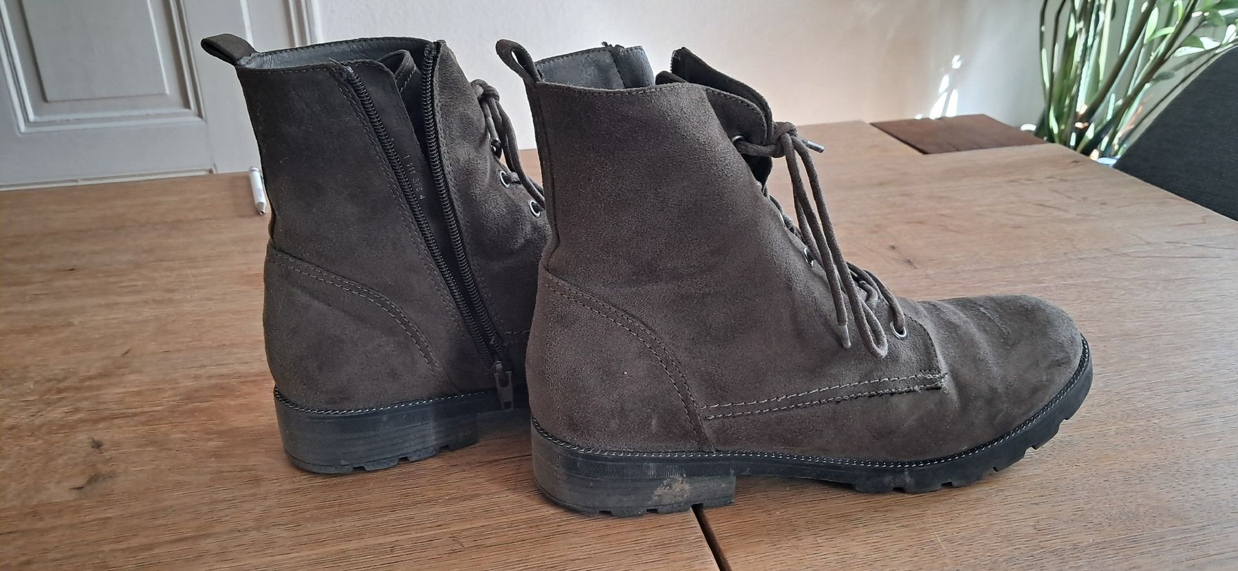 Damenschuhe: Schuhe Gr.42 – Gebraucht aus Nidau von Darkpooh 2