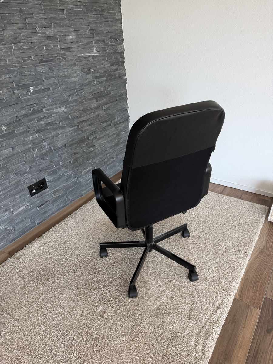 Ikea Sedie: Büro Stuhl  – Usato da Dübendorf venduto da vra_5xq6 1