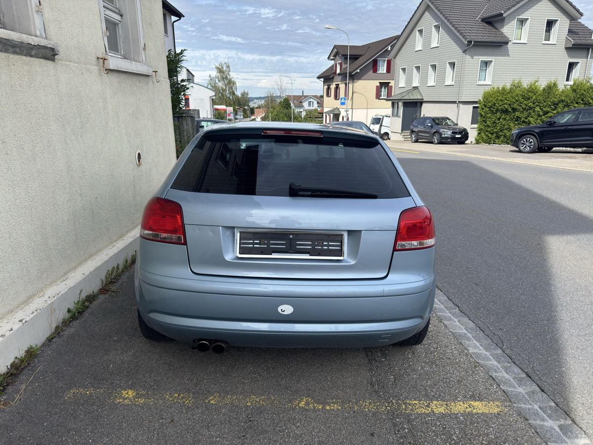 Audi Automobili: Audi A3 1.4tfsi ab Platz – Usato da Bazenheid venduto da Sebi9602 3