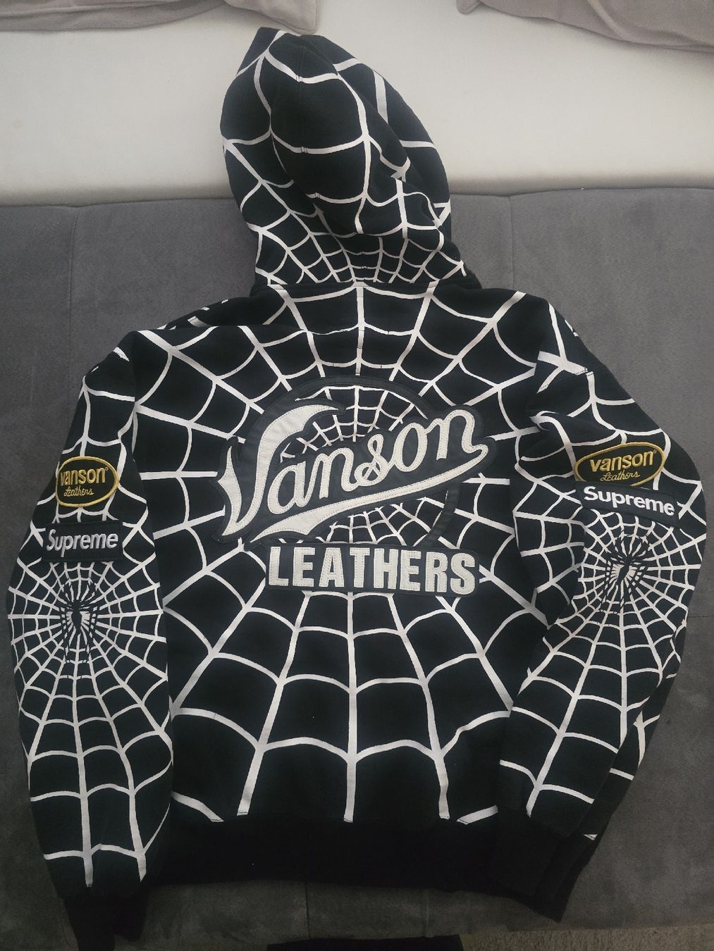 Maglioni & Felpe: Supreme Vanson Leathers Spider-Man Zip Up – Nuovo e nell'imballaggio originale da Thun venduto da Dativ 1
