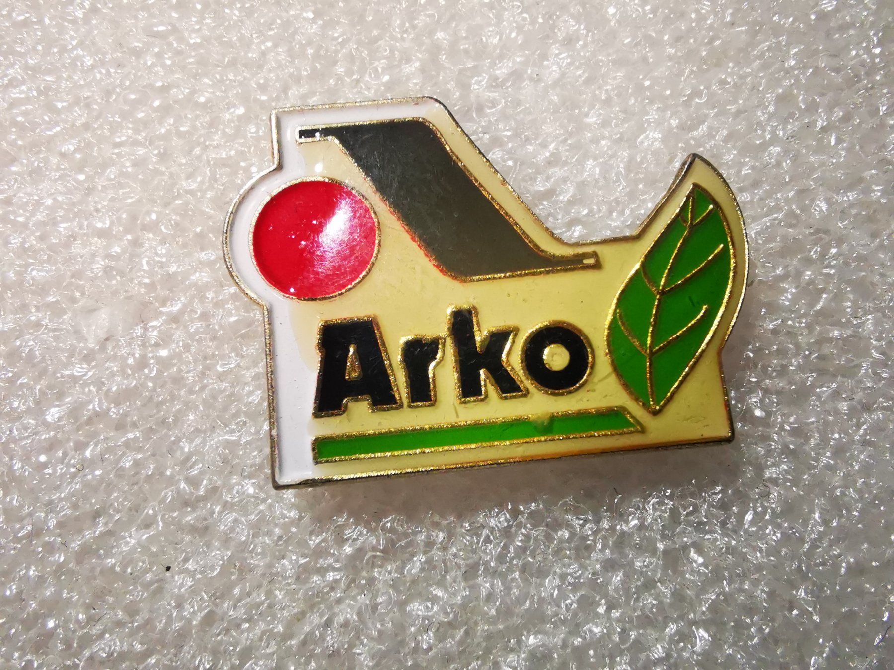 Placchette & Badge: Ansteckpin 7: Arko – Usato da Oppligen venduto da Pin-Fall-Shop