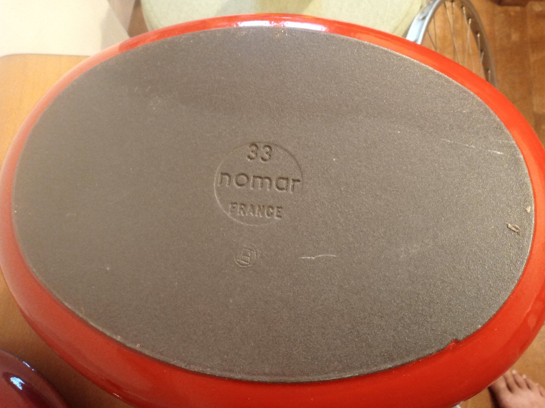 Töpfe: Bräter Gusseisen Topf Nomar 33cm – Gebraucht aus Prez-vers-Siviriez von Monija70 7